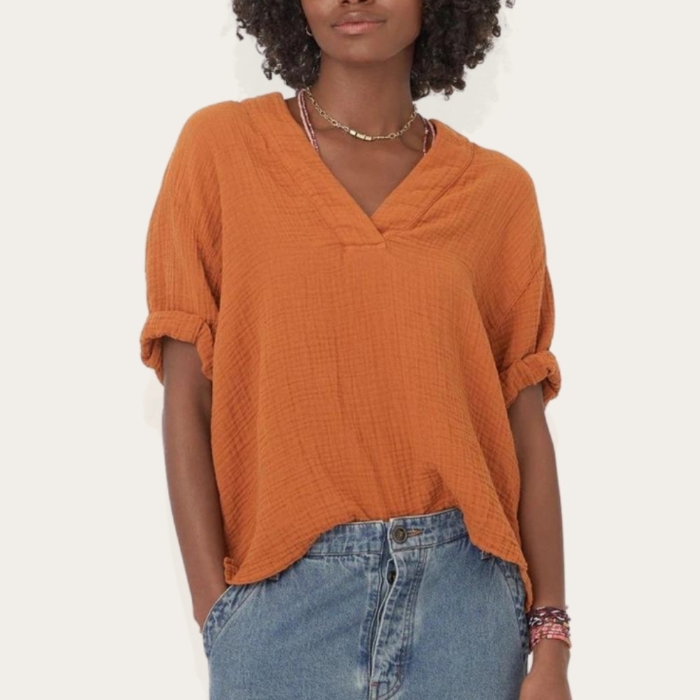 Xirena Chelsea Gauze Avery Top In Caramel S